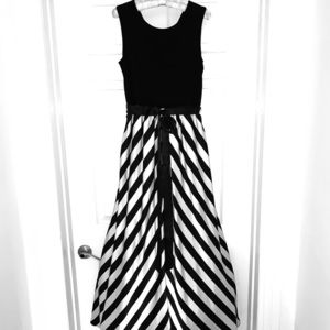 Betsy & Adam Floor-length Dress